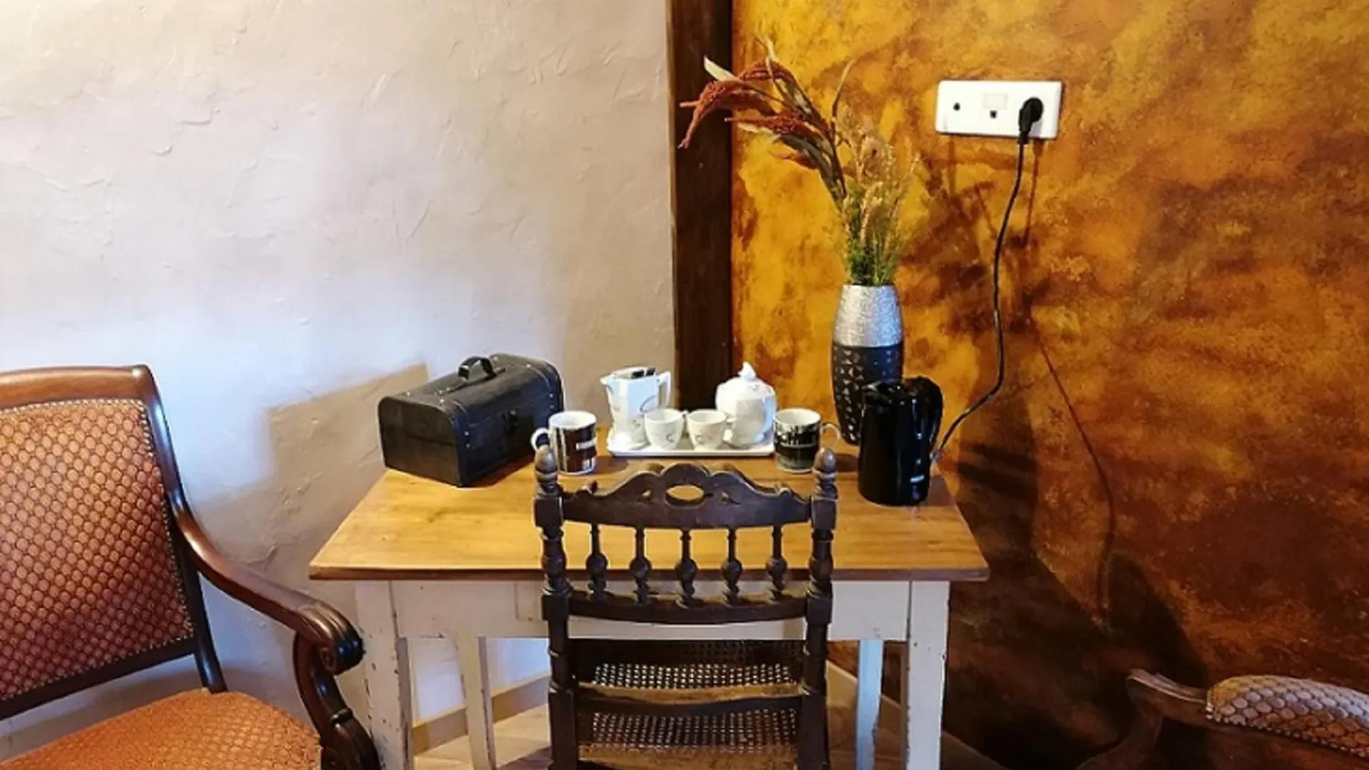 Le Cocon Du Vivarais Rochepaule Couette-café